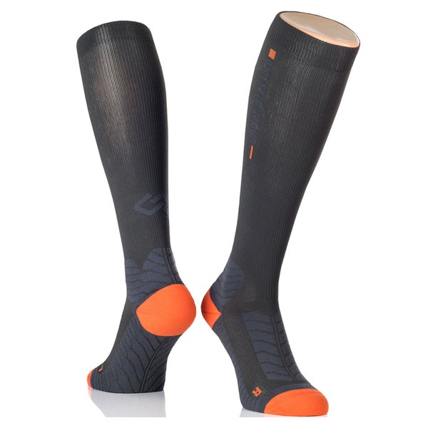 UNDER PRESSURE Runattack | Sport Kompressionssocken (1 Paar) 43-46 (Wade: 32-44cm) / dunkelgrau 2 St