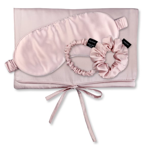 TRAVEL SET HAIR Tasche, Schlafmaske, Scrunchie S & Scrunchie M aus Seide