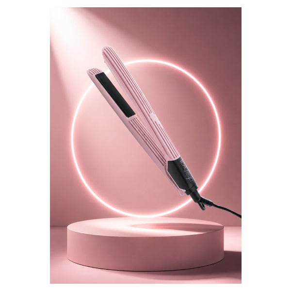 ITALIAN DESIGN ELECTRICAL ITEMS FASHION FUN PINK FLAT IRON  .
