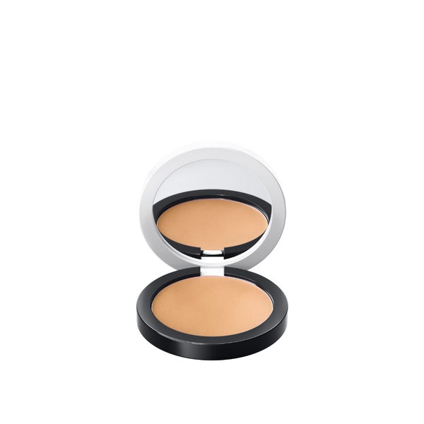 UND GRETEL WOLKEN Compact Powder SPF 50 Medium