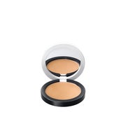 UND GRETEL WOLKEN Compact Powder SPF 50 Medium