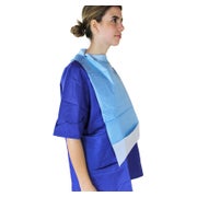 Medi-Inn Einmal Esslätzchen mit Auffangtasche 64 x 36 cm blau 50 St
