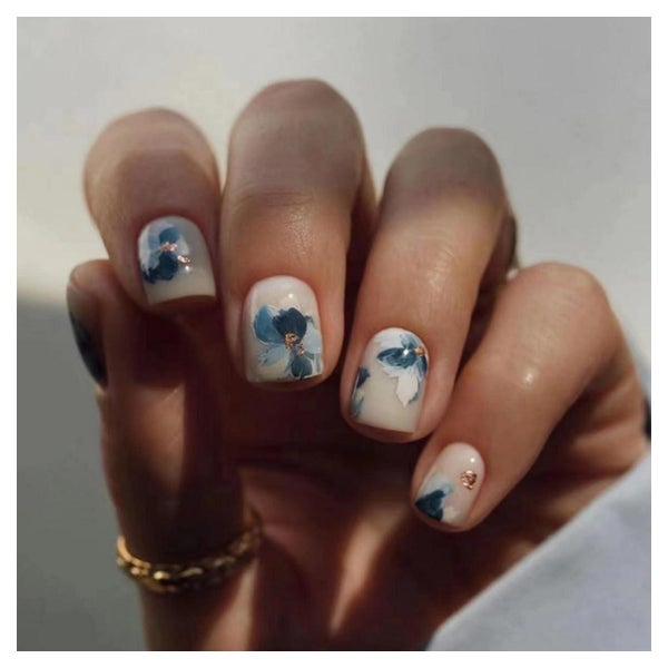 Kunstnägel 24 Stück Blau Blumen Eckig Kurz Milchig 8milky&am 1 St