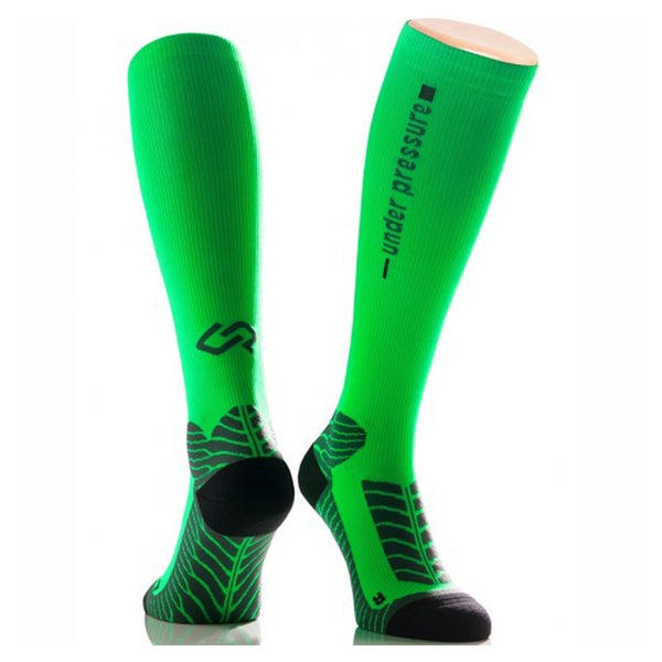 UNDER PRESSURE Runattack | Sport Kompressionssocken (1 Paar) 43-46 (Wade: 32-44cm) / Grün 2 St